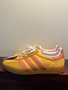Adidas Women's Gazelle Sneaker (Yellow/Pink)